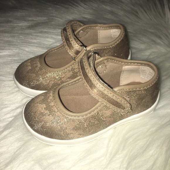 Michael Kors Other - Michael Kors toddlers sneakers size 6